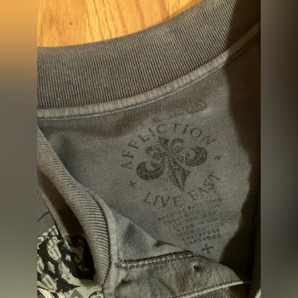 COPY - Affliction Live Fast Grey Polo Cross Print Y2K Grunge Vintage - Picture 4 of 4
